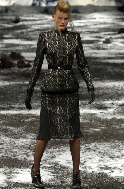 Look 28